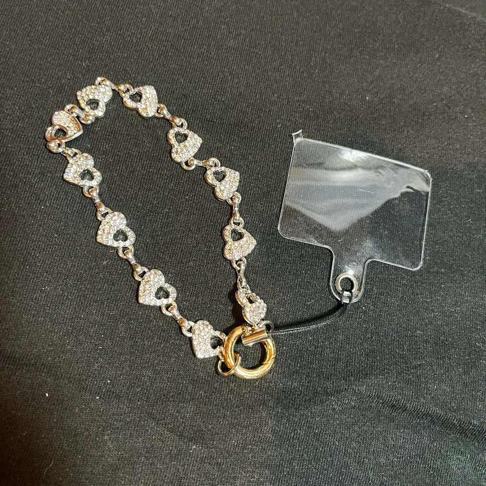 Sparkling Heart‎ Charm Bracelet Phone Strap Gold Tone Clasp